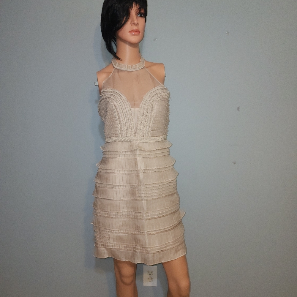 NWOT CYTHIA STEFFE Gorgeous intricately pleated silk Sheath Dress Halter neck
